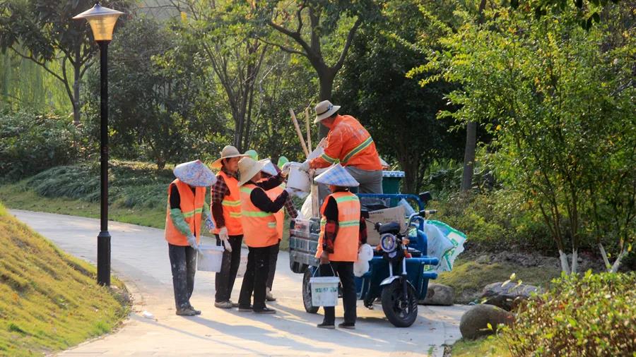 1年达百亿！10年逾4000亿！ 垃圾分类开启补涨周期